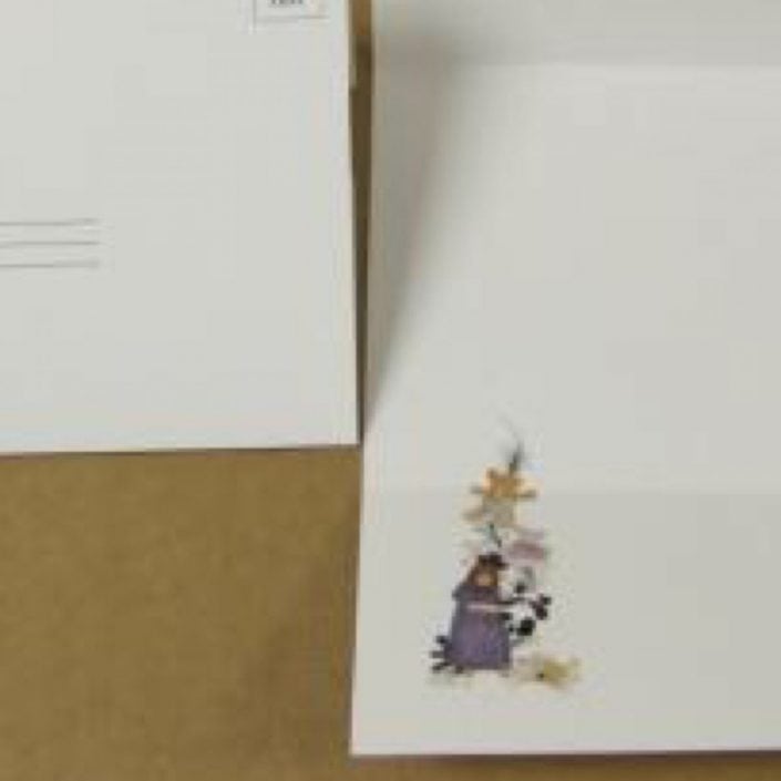 Bear Haven P. Buckley Moss self-mailing notecards. Packs of twelve notecards featuring one Moss image. Each pack comes with sticker closures bearing the Moss logo. PBuckleyMoss-Waynesville-Ohio-CanadaGooseGallery-Art-Artist-NoteCard