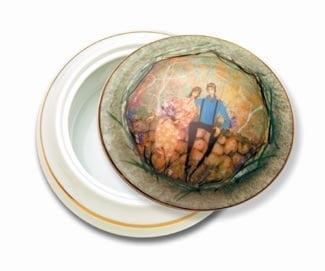 Porcelain Keepsake Bowl with an image of a couple on top. A Great place to keep your precious items.
