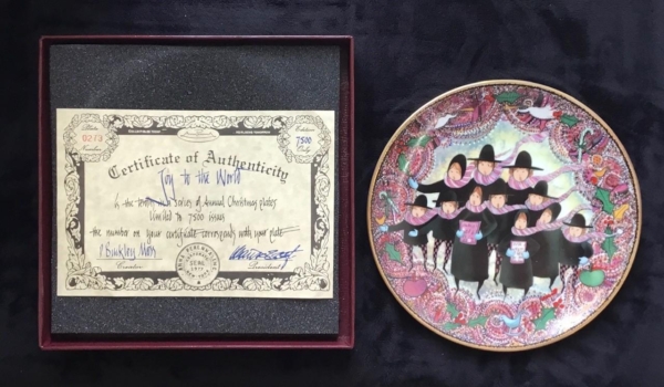 Joy To The World limited edition plate by P Buckley Moss. Early edition in mint condition with box and certificate.