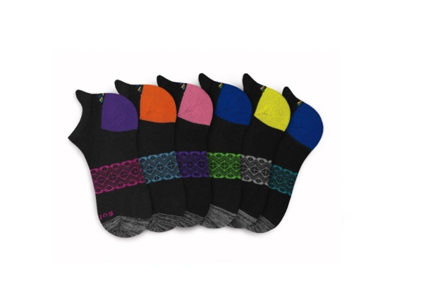 Solmate Performance Sock in black with different color heels.